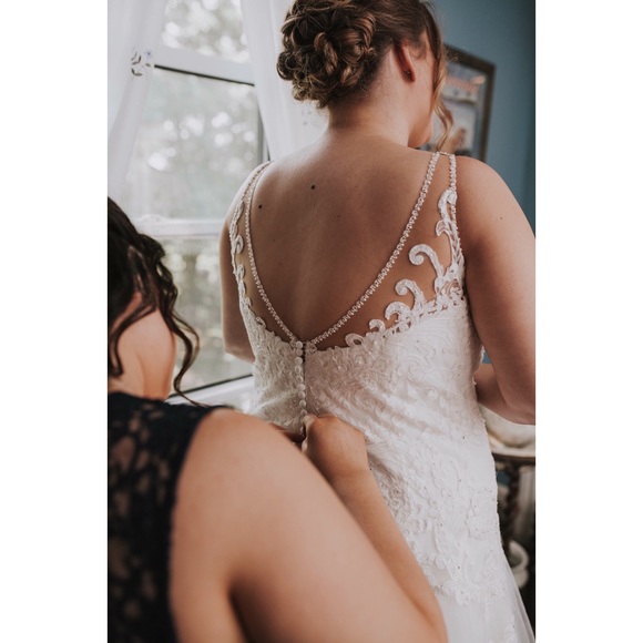 Wedding dress size 20 - Picture 6 of 7